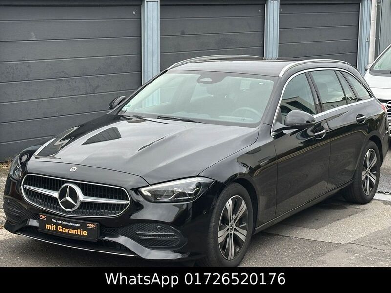 Schwarz Gebraucht 2022 Mercedes C200 Avantgarde Limousine | 27.950 € (Guter Preis) - Bild 1/4