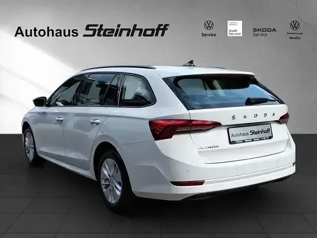 Gebraucht Skoda Octavia Style 116 PS (85 kW) 2021 Weiß Kombi