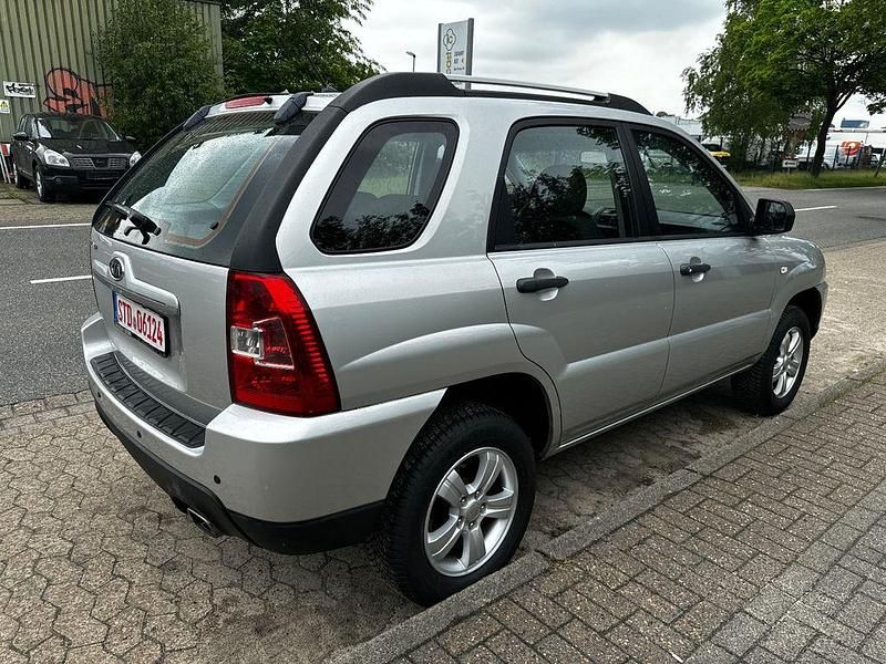 Gebraucht Kia Sportage Attract 141 PS (103 kW) 2009 Silber SUV