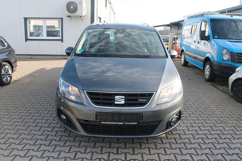 Gelb Gebraucht 2016 Seat Alhambra FR-Line Van / Kleinbus | 14.950 € (Etwas zu teuer) - Bild 1/4