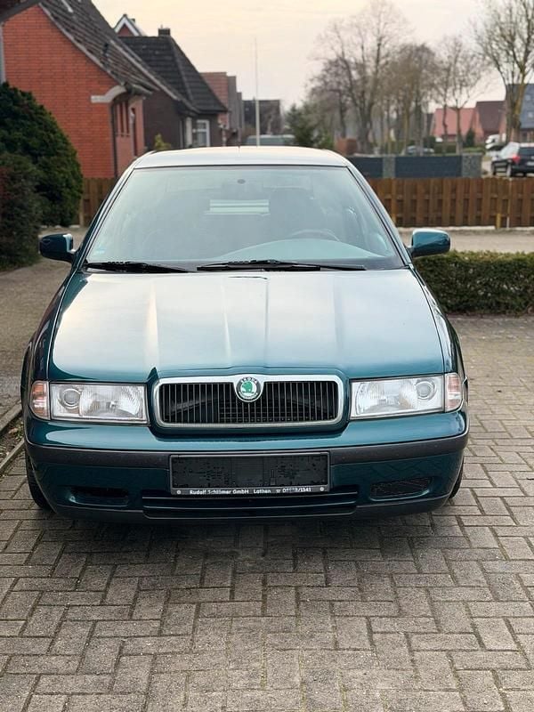 Gebraucht Skoda Octavia 75 PS (55 kW) 1997 Blau Limousine