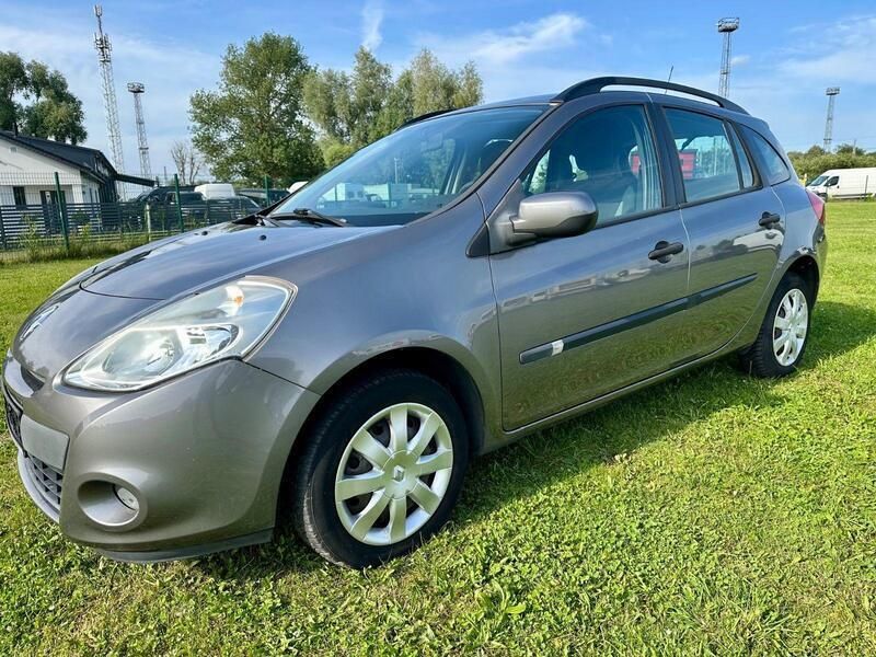 Grau Gebraucht 2012 Renault Clio GrandTour Expression Kombi | 3.500 € - Bild 1/4