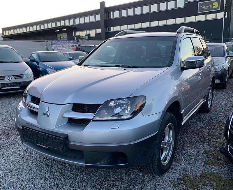 Gebraucht Mitsubishi Outlander 160 PS (117 kW) 2004 Silber SUV