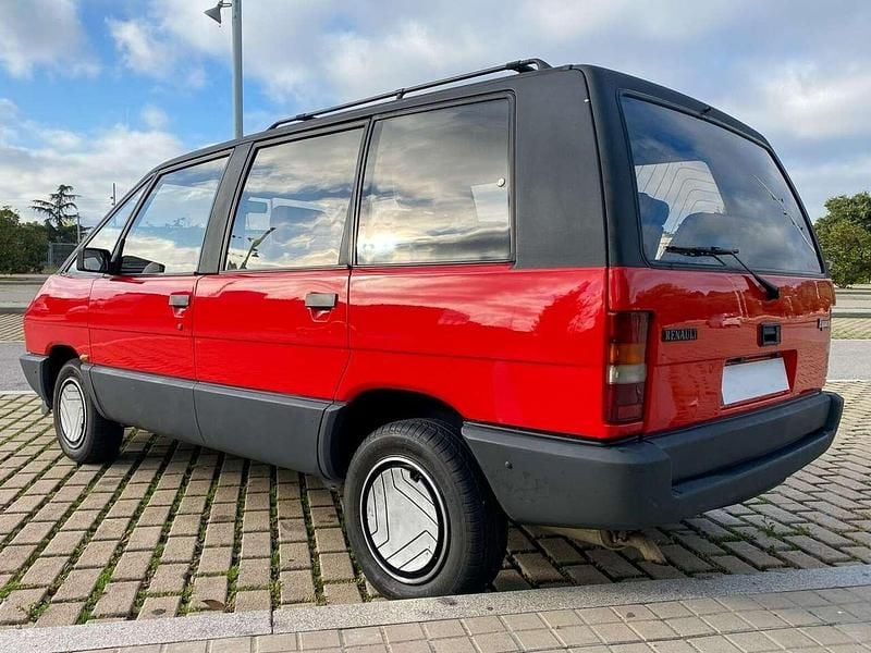 Second-hand Renault Espace 109 CP (80 kW) 1987 Roșu Monovolum