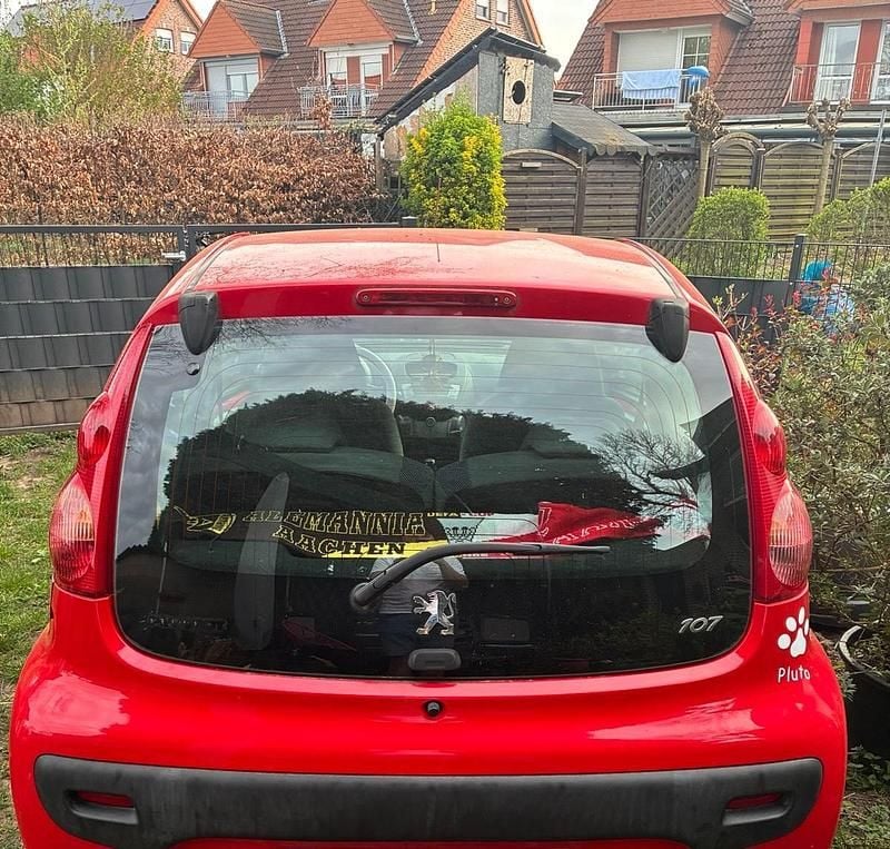 Gebraucht Peugeot 107 68 PS (50 kW) 2008 Rot Kleinwagen