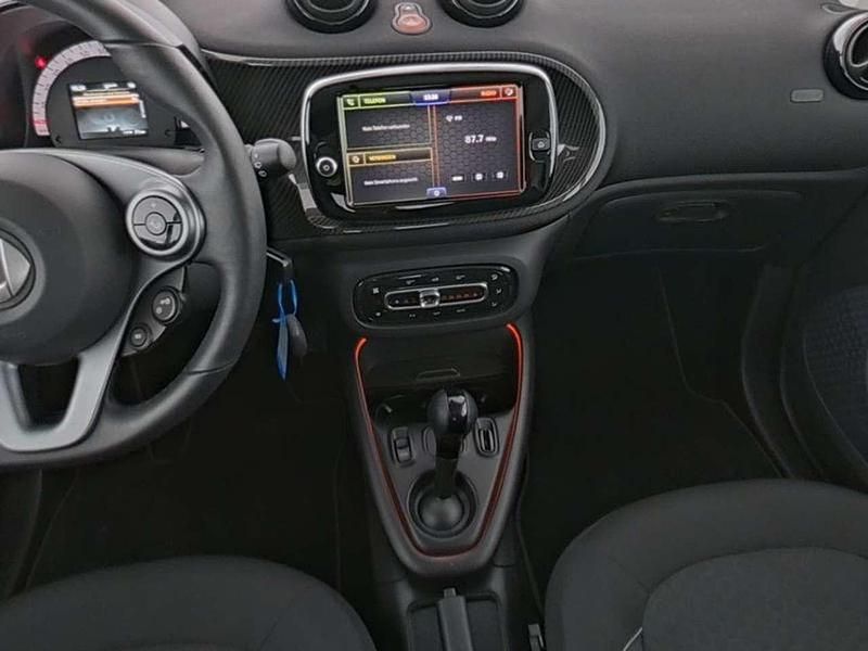 Gebraucht Smart ForTwo Electric Drive 60 kW (82 PS) 2024 Bodypanels in black Coupé