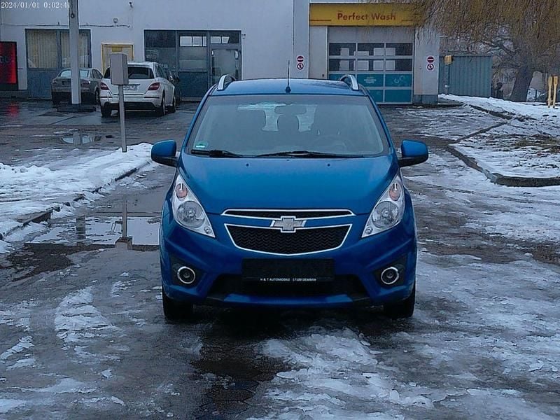 Gebraucht Chevrolet Spark LT 82 PS (60 kW) 2010 Blau Kleinwagen
