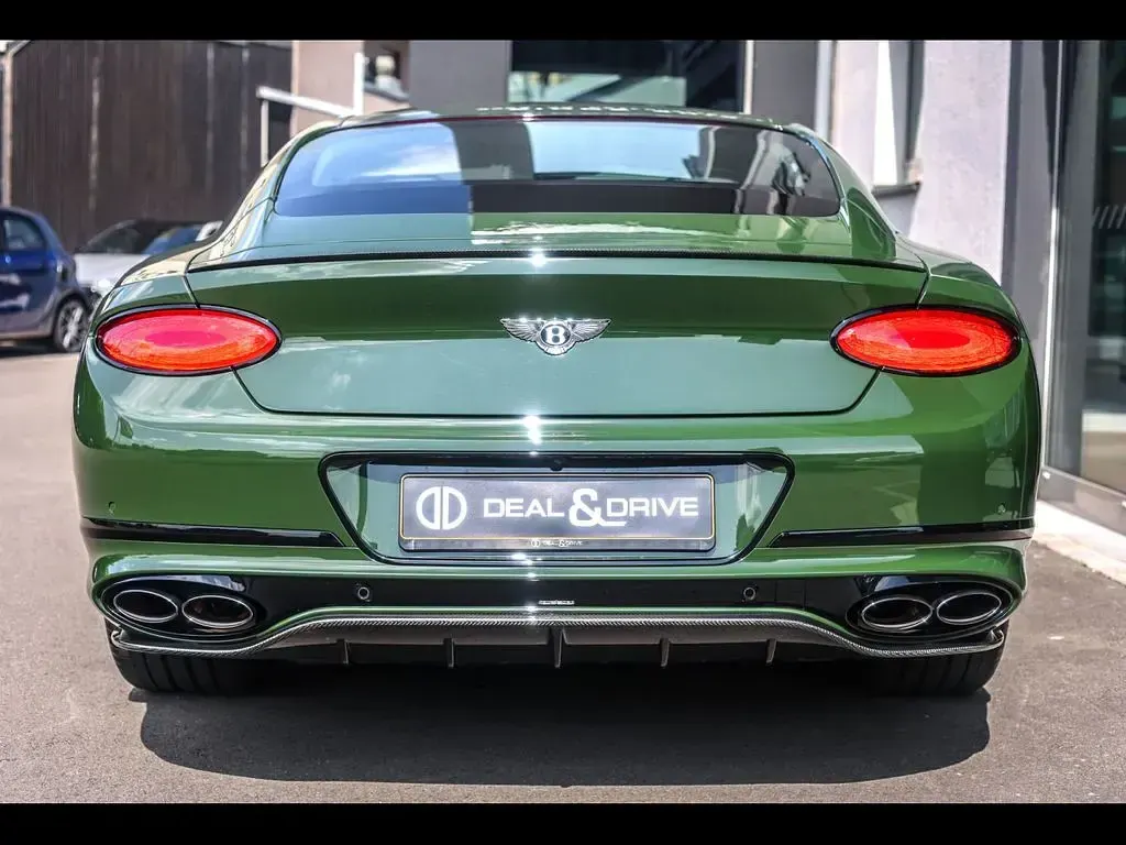 Gebraucht Bentley Continental 549 PS (403 kW) 2023 Grün