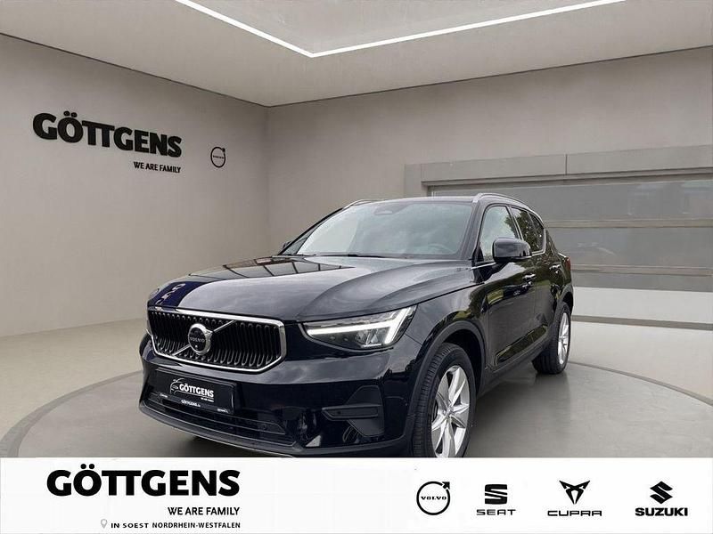 Schwarz Gebraucht 2025 Volvo XC40 Business Edition SUV | 33.980 € (Superpreis) - Bild 1/4