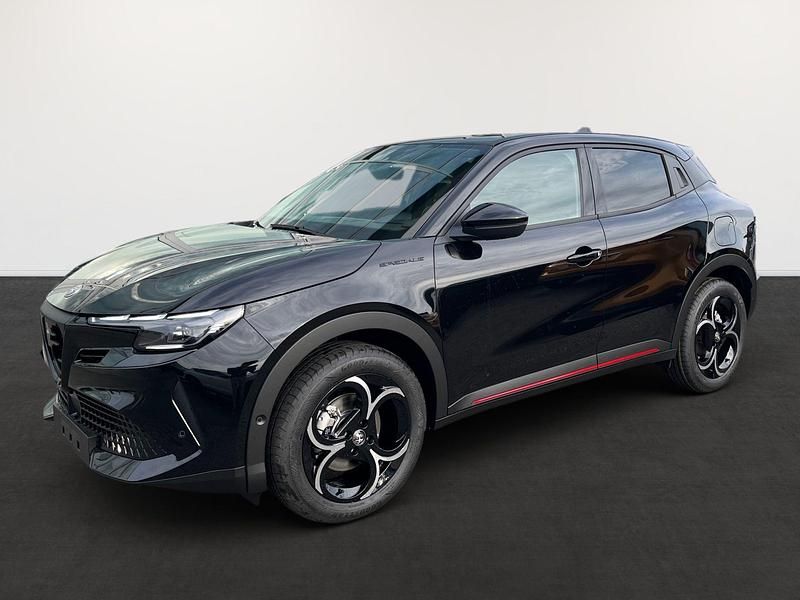 Nero alfa, uni Gebraucht 2025 Alfa Romeo GT Junior Edizione Speciale Limousine | 32.980 € (Fairer Preis) - Bild 1/4