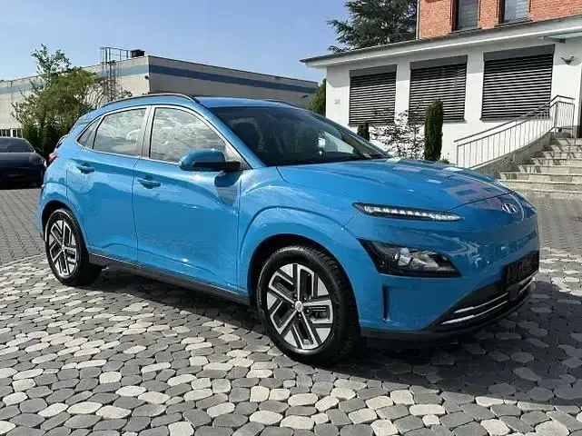 Gebraucht Hyundai Kona Select 100 kW (136 PS) 2022 Blau SUV