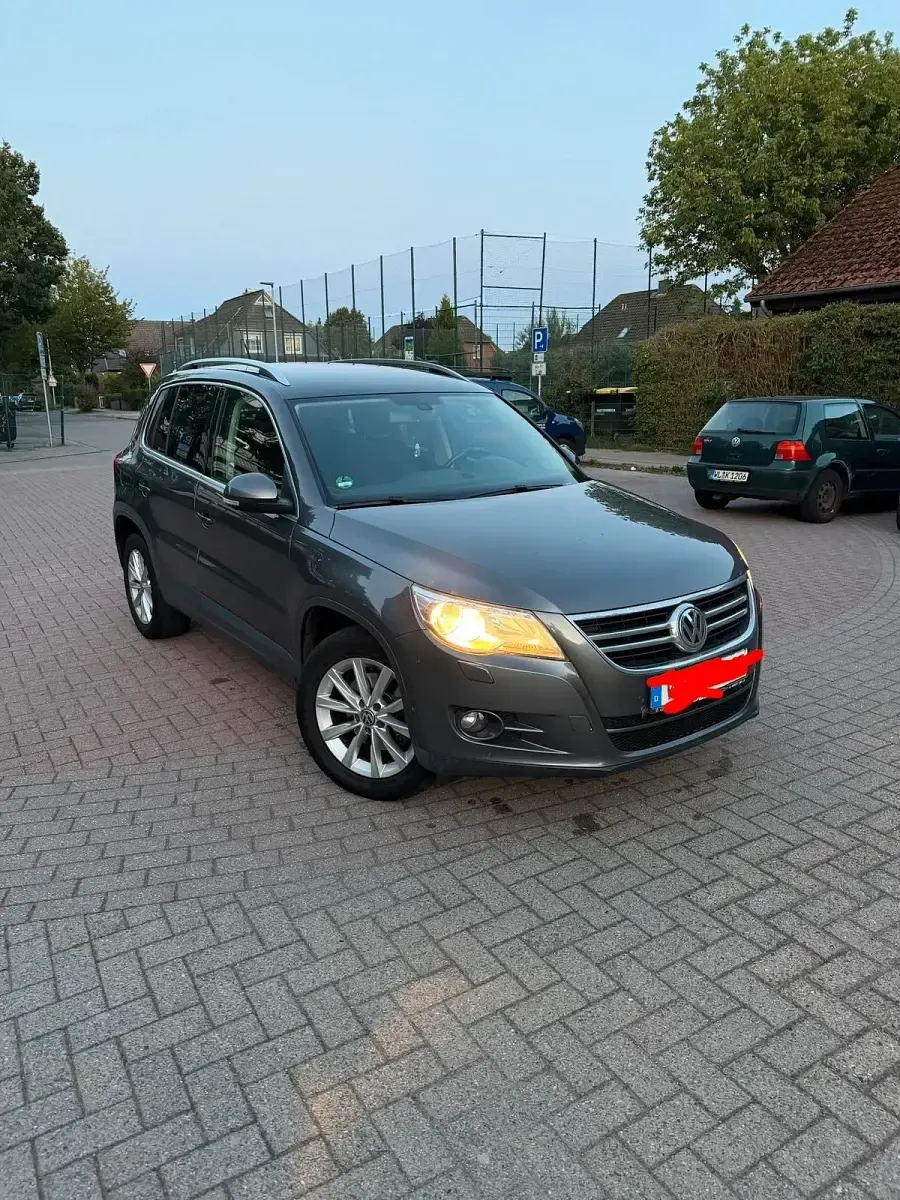 Gebraucht VW Tiguan 140 PS (102 kW) 2010 Grau SUV