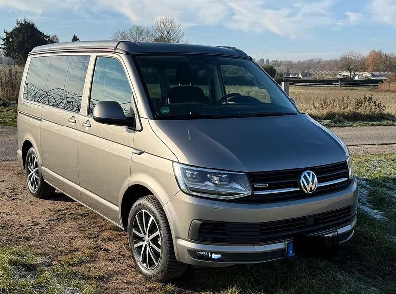 Beige Gebraucht 2018 VW California California Van | 40.180 € (Superpreis) - Bild 1/4
