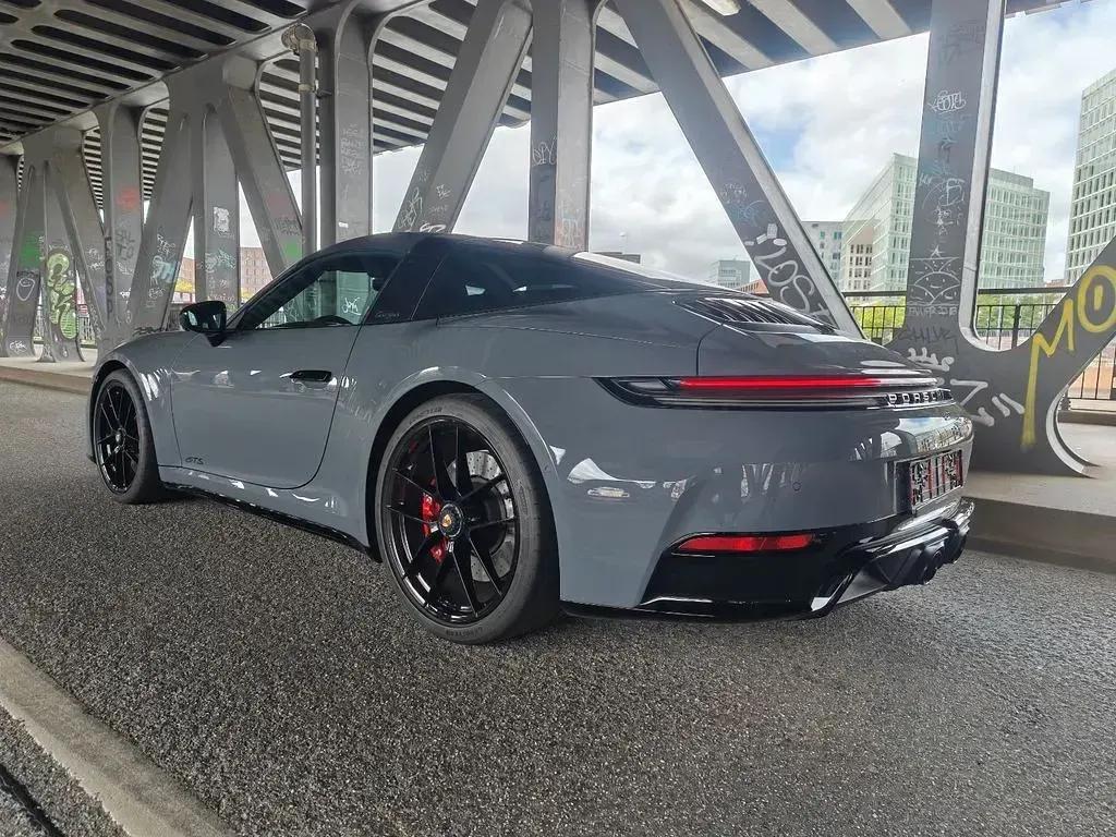 Gebraucht Porsche 911 581 PS (427 kW) 2025 Grau Cabrio