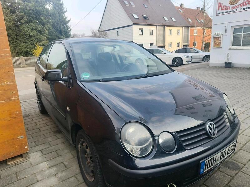 Gebraucht VW Polo 54 PS (39 kW) 2003 Schwarz Kleinwagen