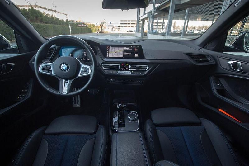 Gebraucht BMW 218 M Sport 136 PS (100 kW) 2024 Schwarz Coupé