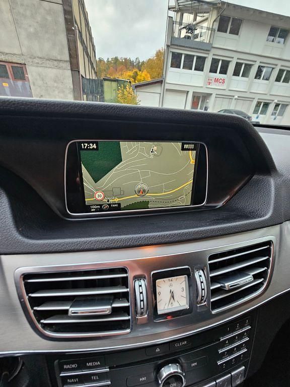 Gebraucht Mercedes E300 Avantgarde 231 PS (169 kW) 2016 Blau Limousine