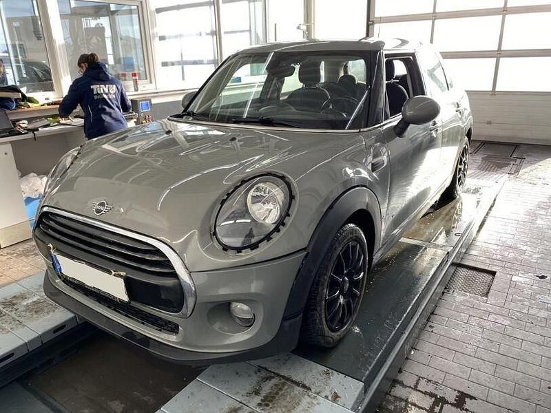 Gebraucht Mini ONE 102 PS (75 kW) 2018 Grau Kleinwagen
