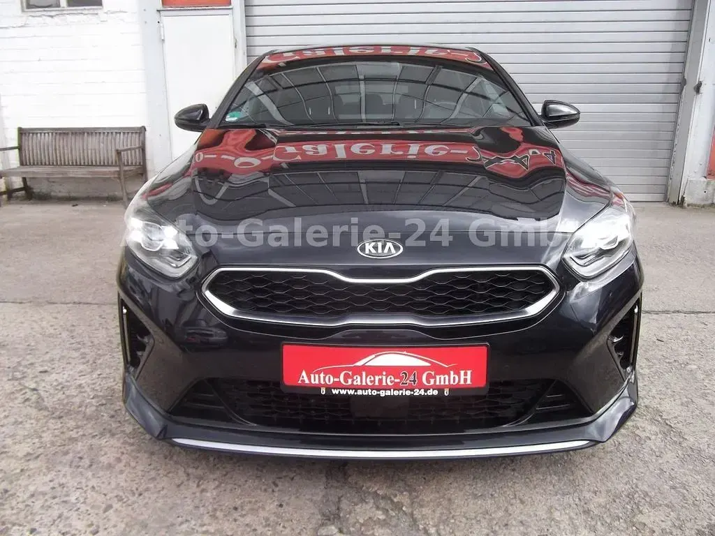 Gebraucht Kia Ceed GT 136 PS (100 kW) 2021 Schwarz Kleinwagen