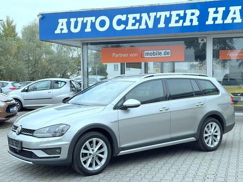 Silber Gebraucht 2015 VW Golf VII S Kombi | 13.400 € (Teuer) - Bild 1/4