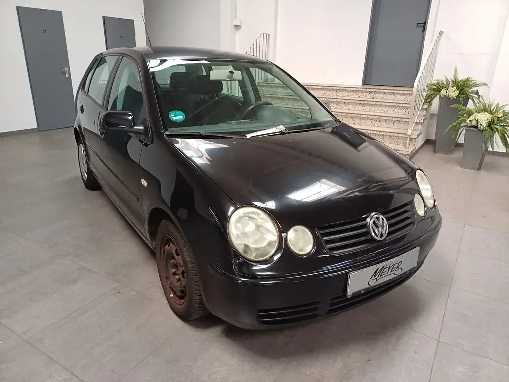 Gebraucht VW Polo Trendline 64 PS (47 kW) 2005 Schwarz Kleinwagen