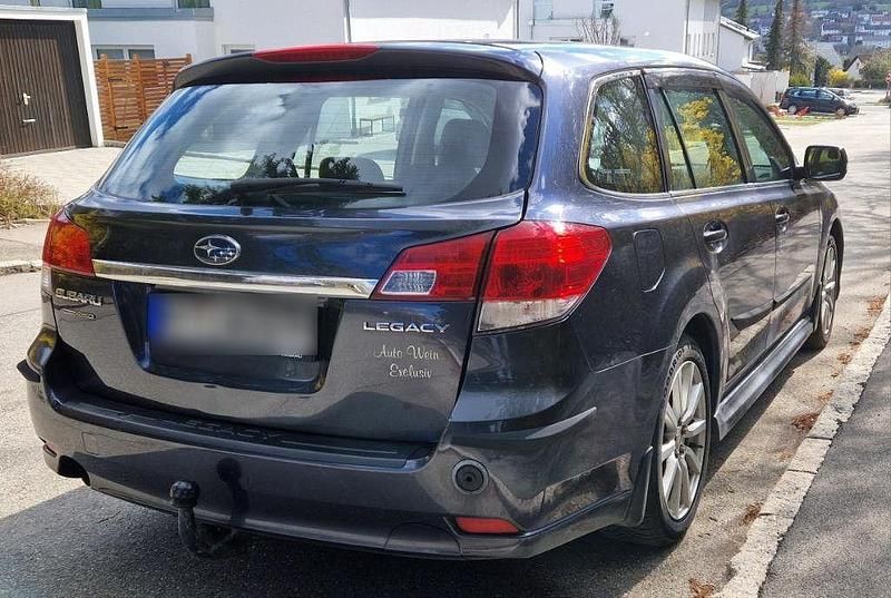 Gebraucht Subaru Legacy 167 PS (122 kW) 2010 Grau Kombi
