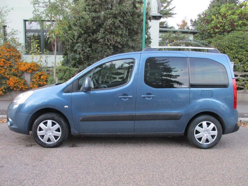Gebraucht Citroën Berlingo 120 PS (88 kW) 2010 Blau Van / Kleinbus