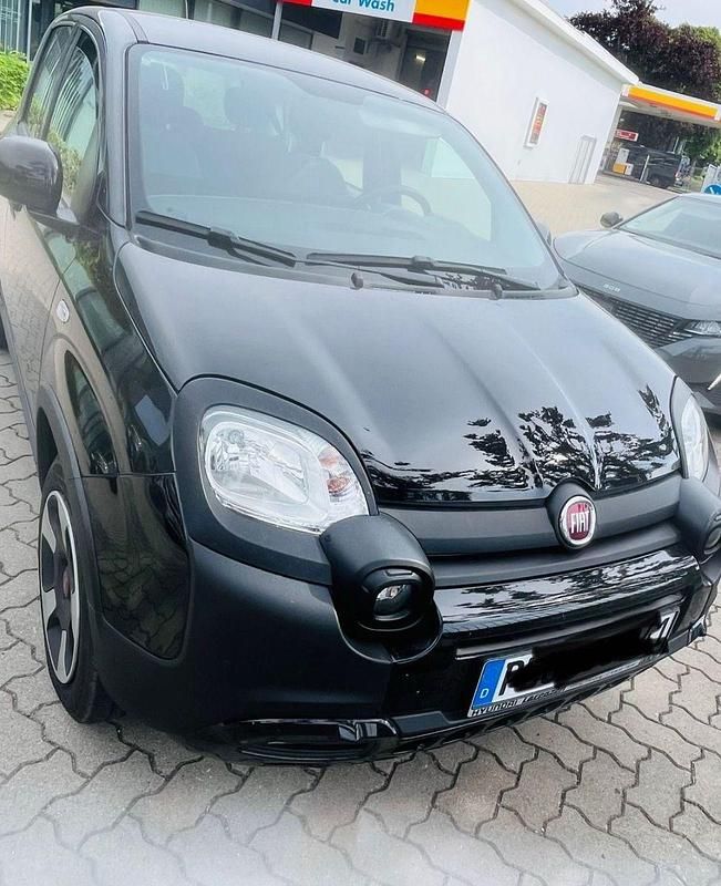 Schwarz Gebraucht 2023 Fiat Panda Kleinwagen | 11.500 € (Fairer Preis) - Bild 1/2