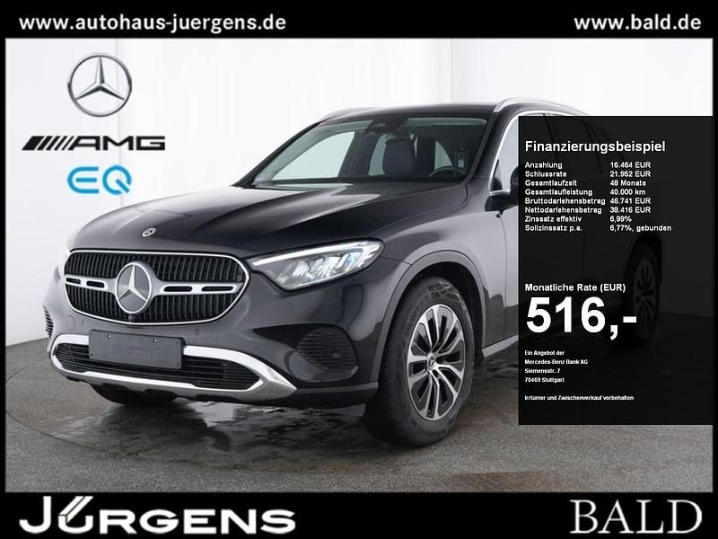 Schwarz obsidianschwarz metallic Gebraucht 2024 Mercedes GLC220 Avantgarde SUV | 52.880 € (Superpreis) - Bild 1/4