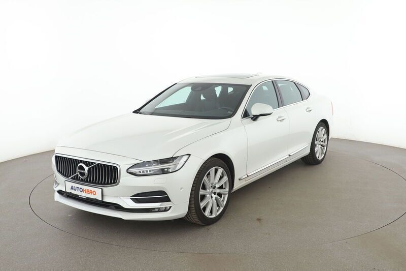 Weiß Gebraucht 2017 Volvo S90 Inscription Limousine | 25.390 € (Etwas zu teuer) - Bild 1/4