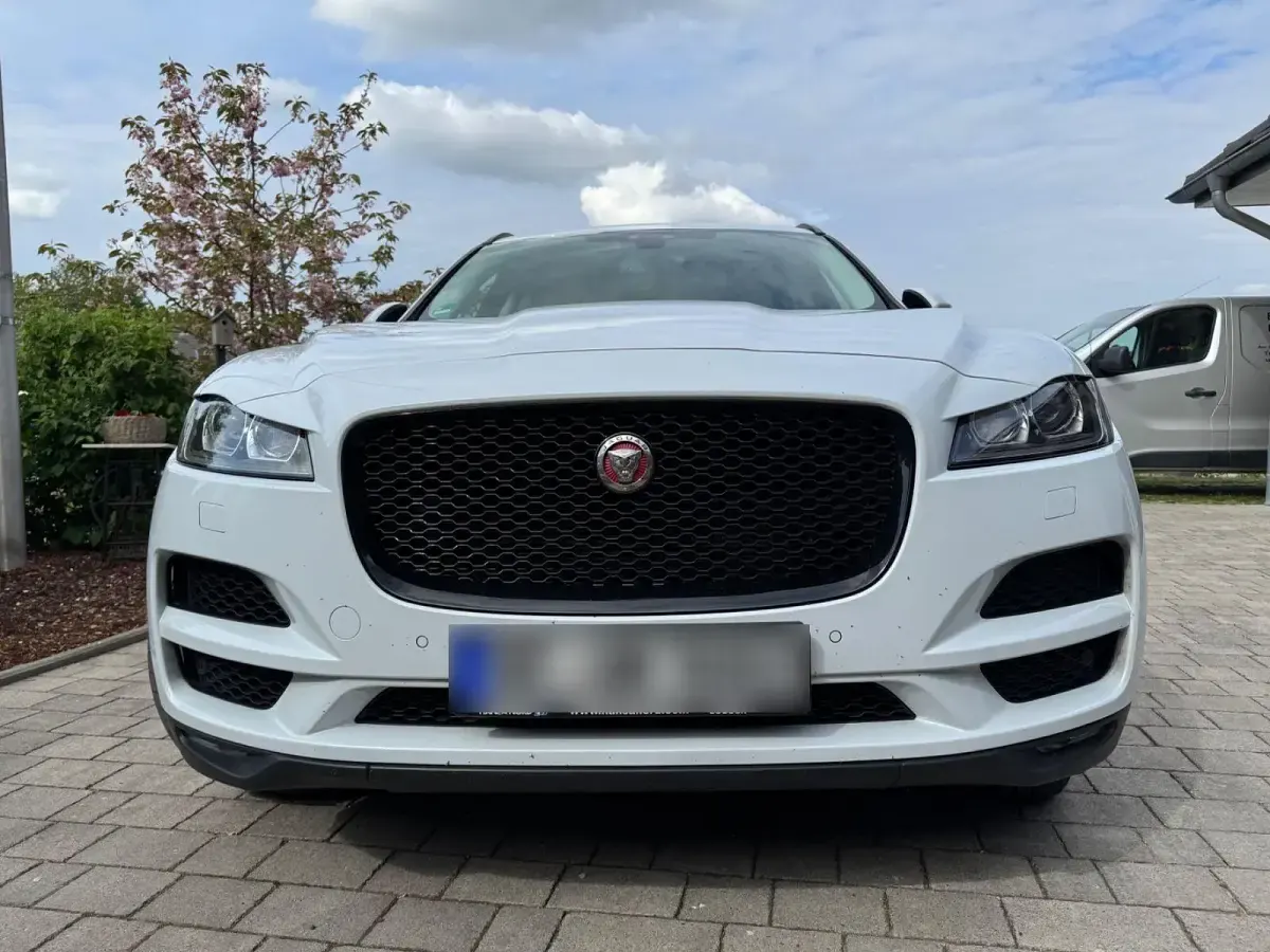 Gebraucht Jaguar F-Pace Prestige 300 PS (220 kW) 2017 Weiß SUV