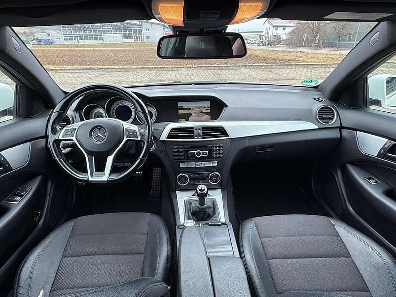 Gebraucht Mercedes C220 170 PS (125 kW) 2012 Weiß Coupé