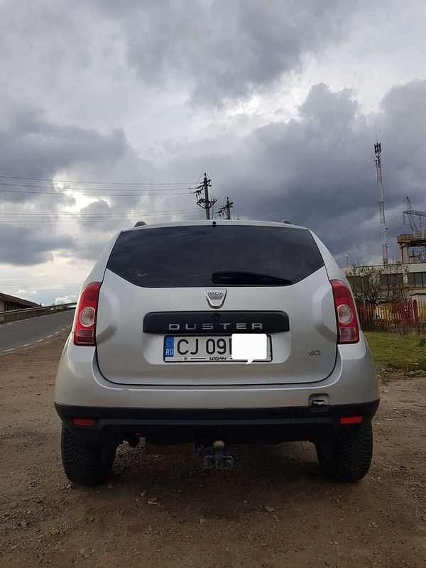 Gebraucht Dacia Duster Lauréate 107 PS (78 kW) 2010 Grau SUV