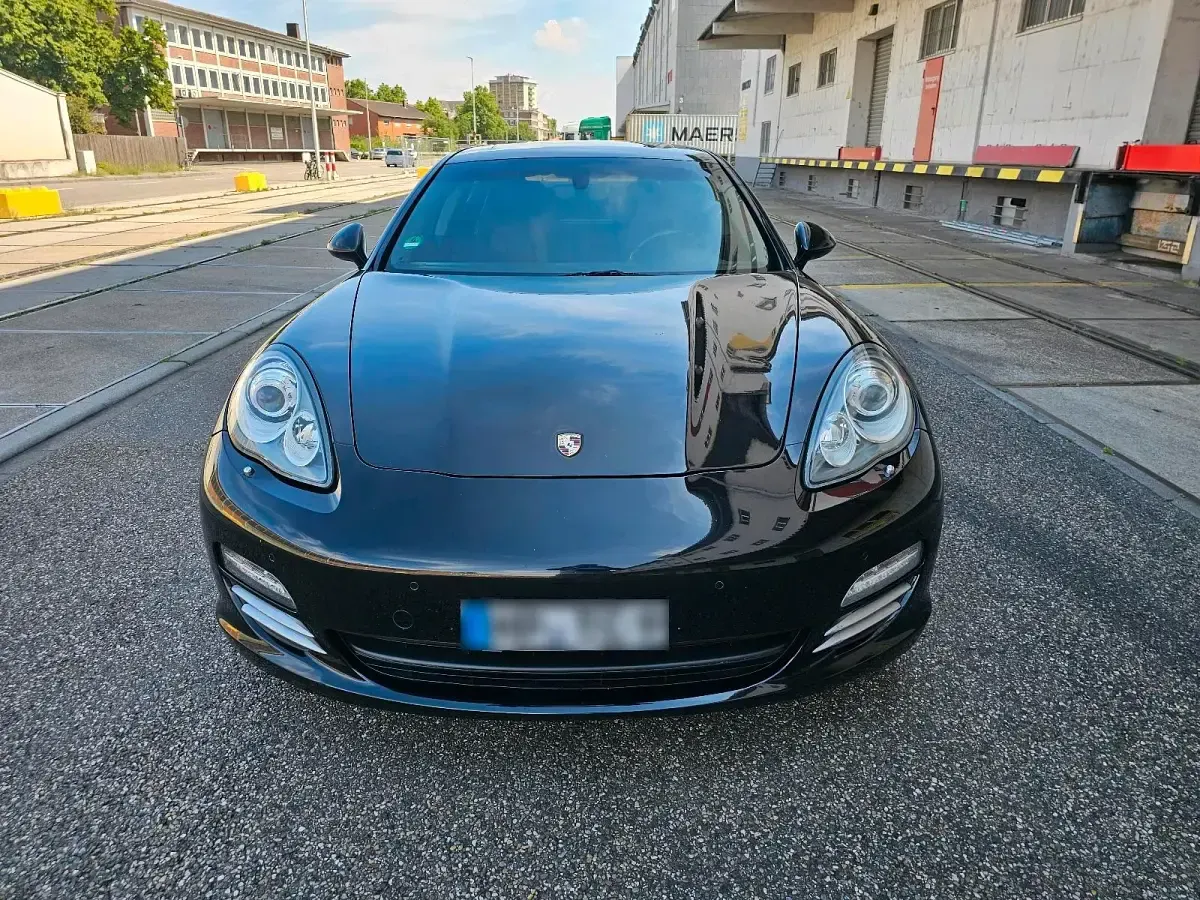 Gebraucht Porsche Panamera 4S 400 PS (294 kW) 2010 Schwarz Kleinwagen