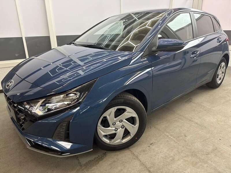 Vibrant blue uc3 Neu 2025 Hyundai i20 Comfort Kleinwagen | 18.890 € (Superpreis) - Bild 1/4