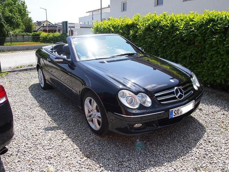 Schwarz Gebraucht 2006 Mercedes CLK350 Avantgarde Cabrio | 6.100 € (Superpreis) - Bild 1/4