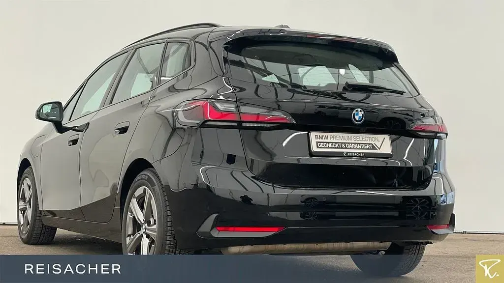 Gebraucht BMW 230 326 PS (239 kW) 2025 Schwarz Van / Kleinbus
