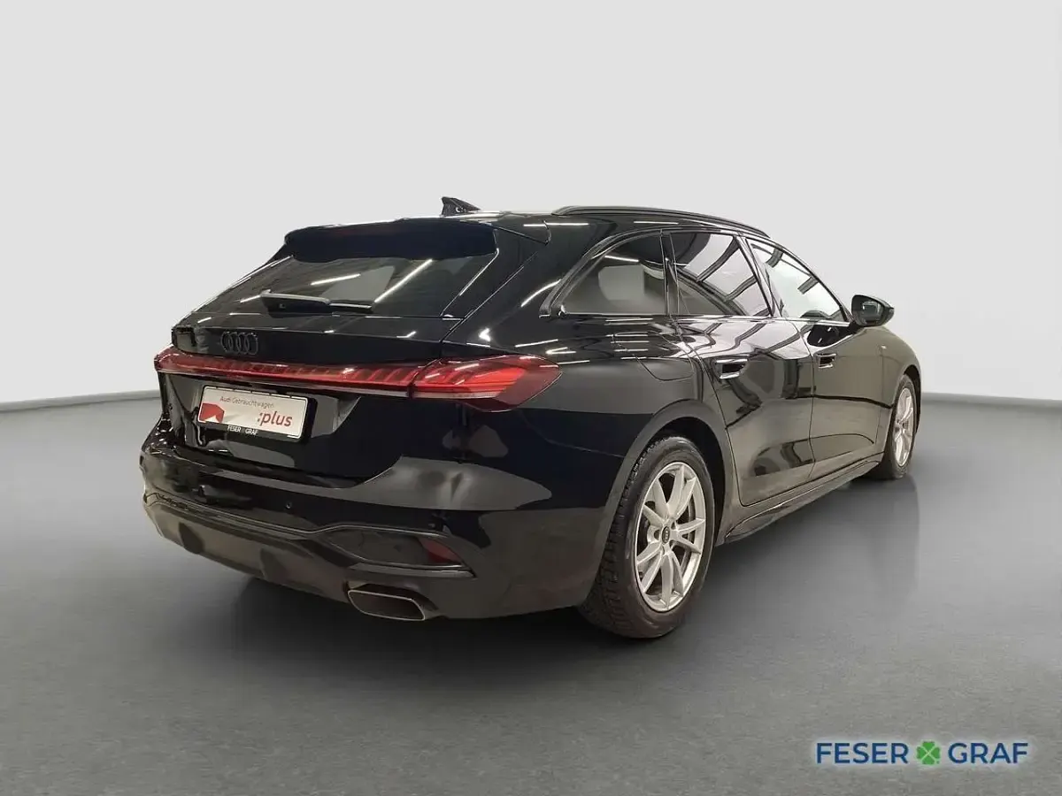 Gebraucht Audi A5 S-Line 150 PS (110 kW) 2025 Mythosschwarz metallic Kombi