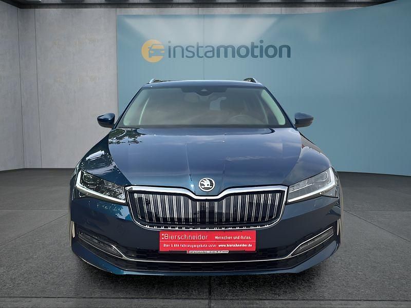 Blau Gebraucht 2023 Skoda Superb Kombi | 30.599 € (Fairer Preis) - Bild 1/1