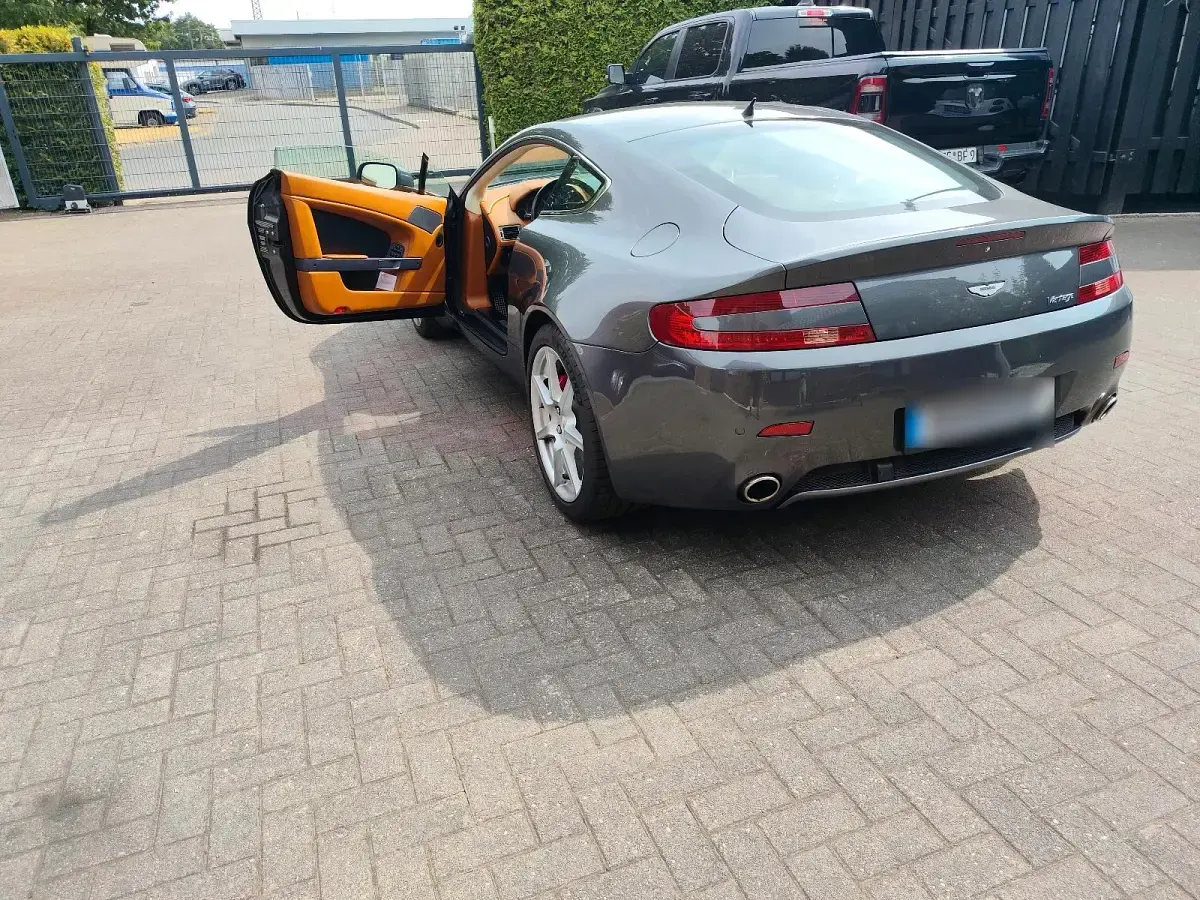 Gebraucht Aston Martin Vantage 385 PS (283 kW) 2007 Grau Coupé