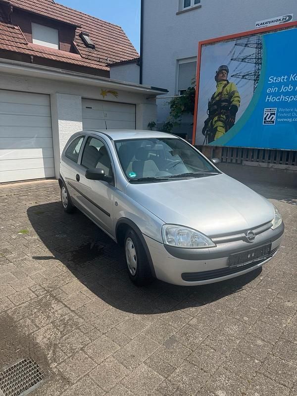 Silber Gebraucht 2002 Opel Corsa Kleinwagen | 1.399 € (Fairer Preis) - Bild 1/4