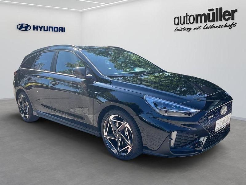 Gebraucht Hyundai i30 N Line 140 PS (102 kW) 2025 Schwarz Limousine