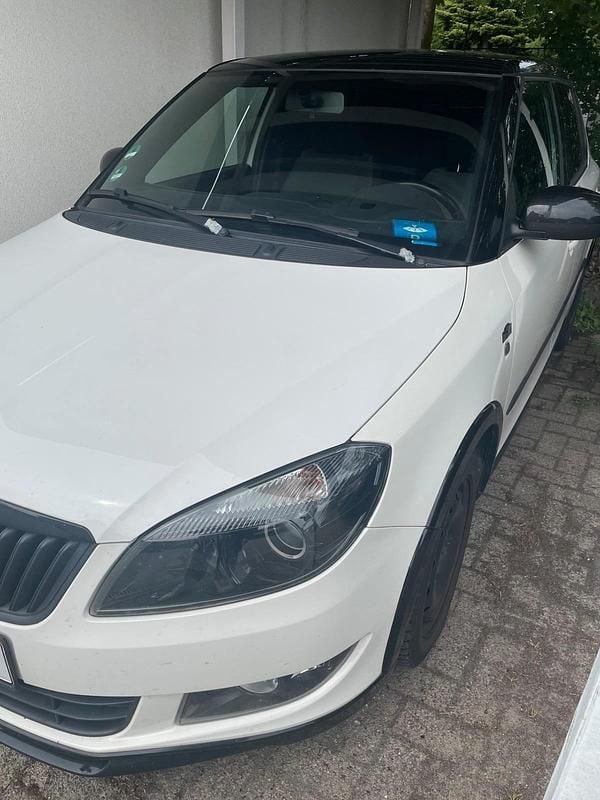 Weiß Gebraucht 2012 Skoda Fabia Monte Carlo Limousine | 3.300 € (Superpreis) - Bild 1/2