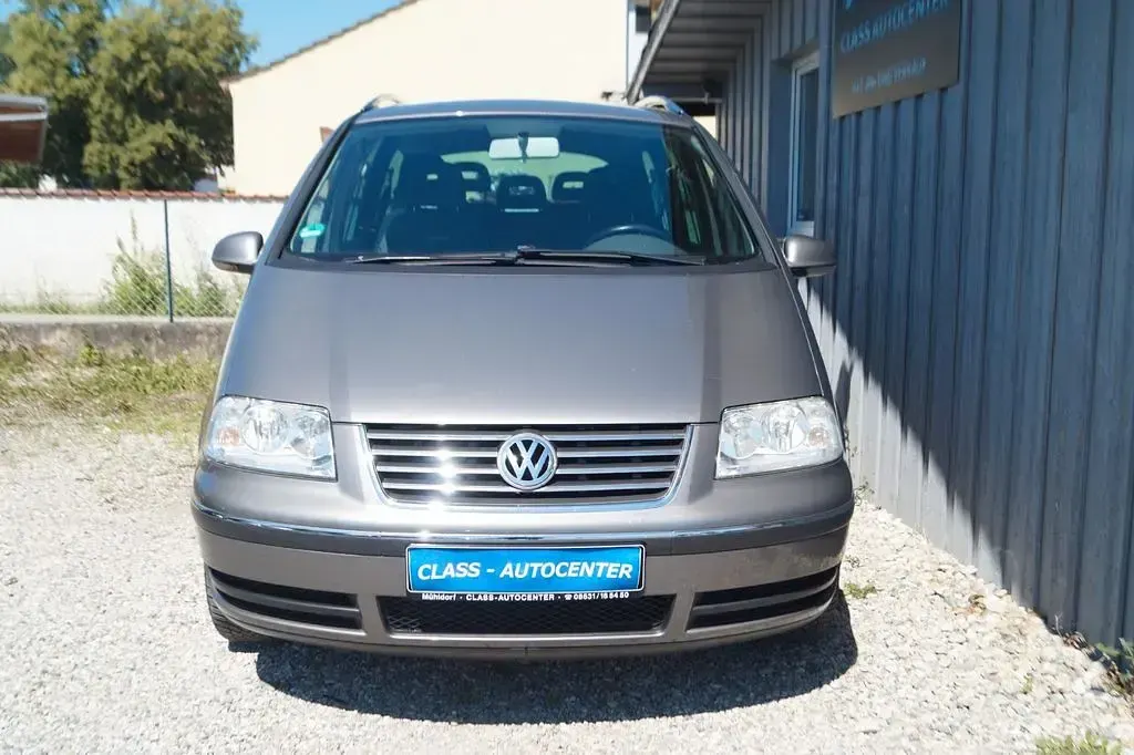 Gebraucht VW Sharan Freestyle 116 PS (85 kW) 2006 Grau Van / Kleinbus