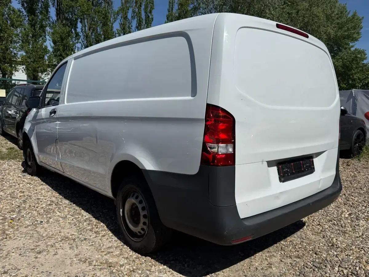 Gebraucht Mercedes Vito 88 PS (64 kW) 2015 Weiß Van