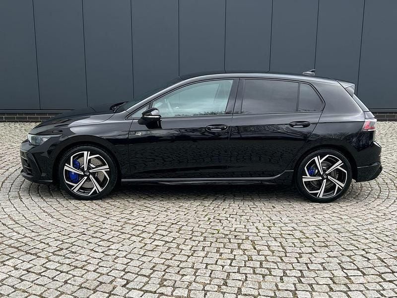 Neu VW Golf VIII R 333 PS (244 kW) 2025 Schwarz Limousine