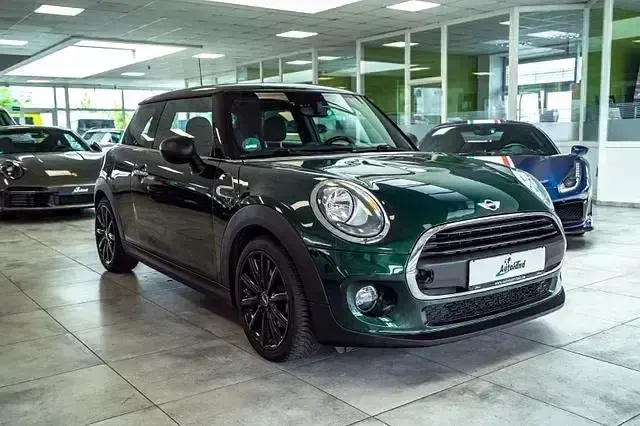 Gebraucht Mini ONE 102 PS (75 kW) 2017 Grün Kleinwagen