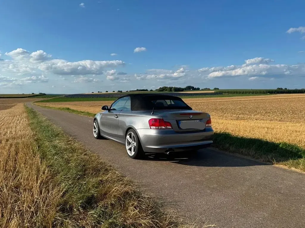 Gebraucht BMW 118 Cabriolet Performance 143 PS (105 kW) 2009 Grau Cabrio
