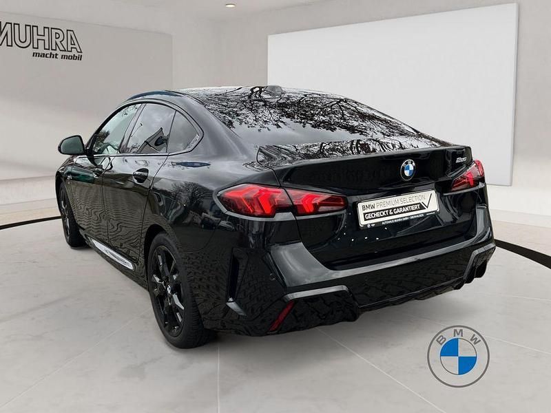 Gebraucht BMW 220 M Sport 170 PS (125 kW) 2025 Black sapphire Coupé