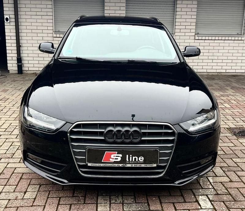 Gebraucht Audi A4 Attraction 170 PS (125 kW) 2012 Schwarz Kombi